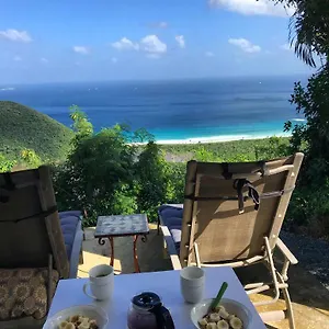 https://villa-del-mar-studios-e-and-w.comcaribbean.com